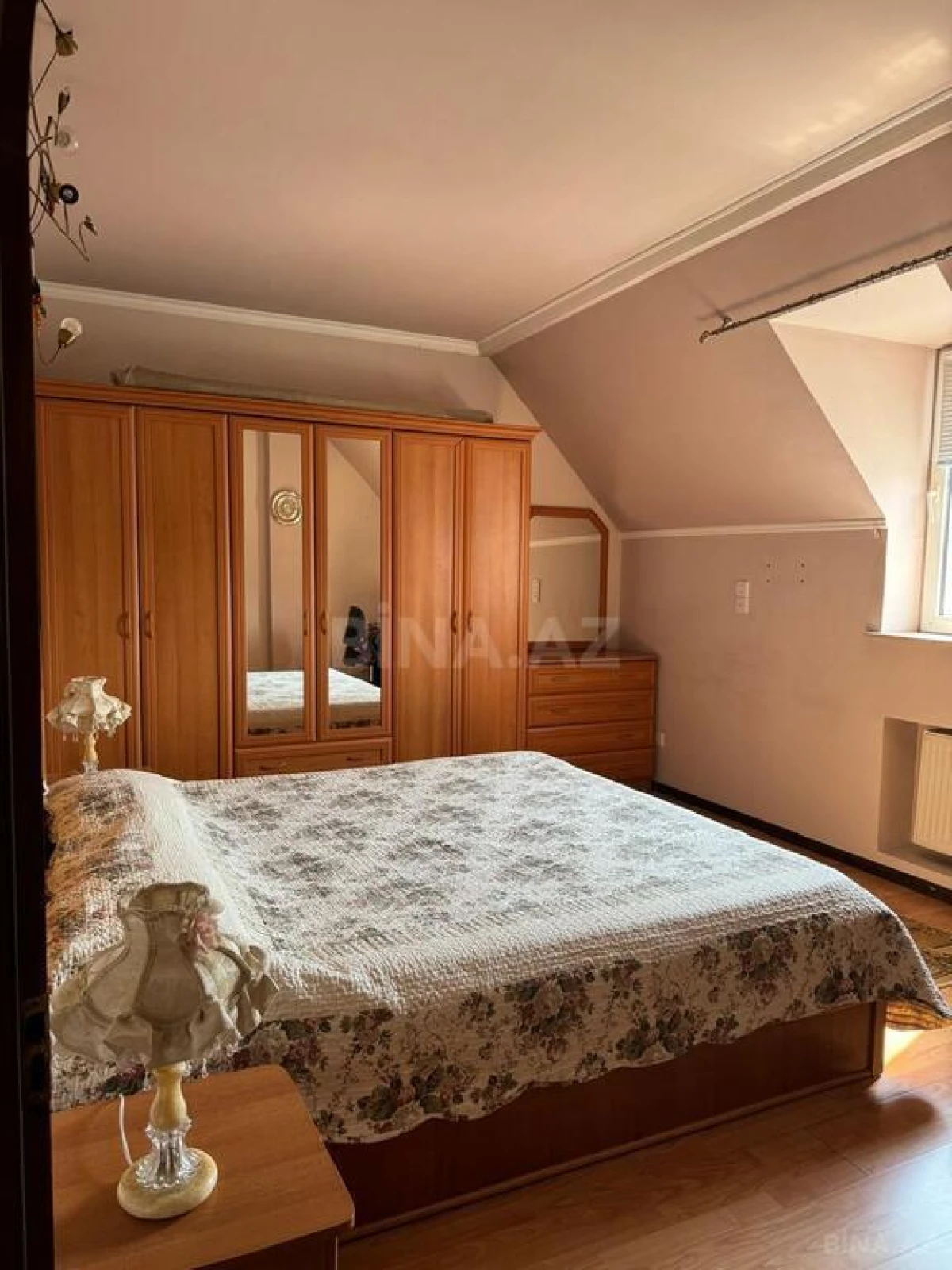 Satılır 2 otaqlı mənzil 71 m²