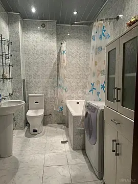 Satılır 2 otaqlı mənzil 71 m²