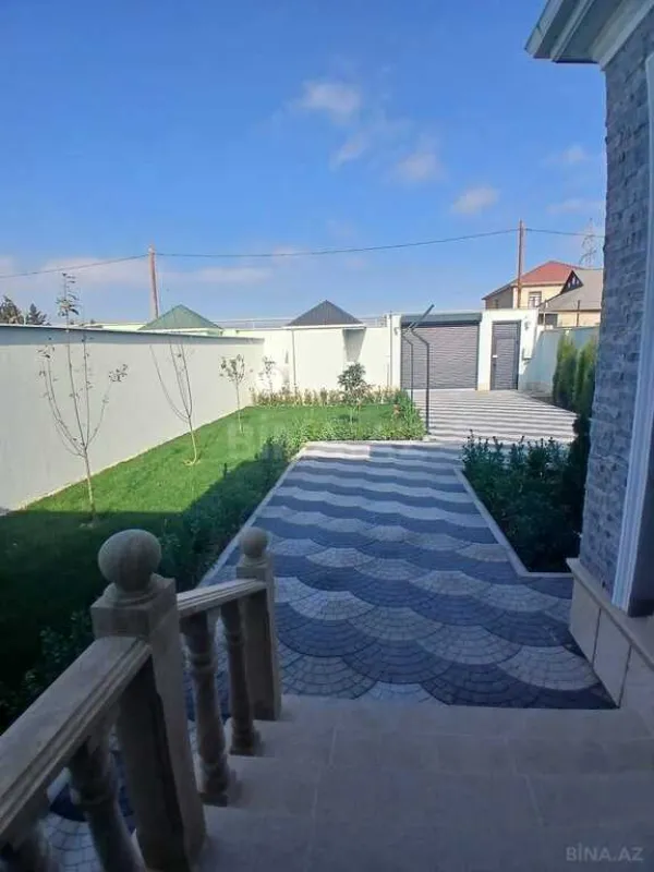 Satılır 4 otaqlı həyət evi 140 m²