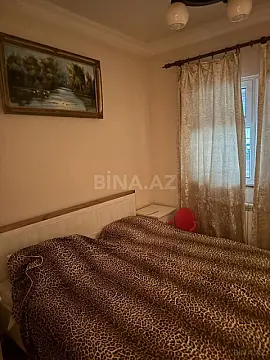 Satılır 6 otaqlı həyət evi 200 m²