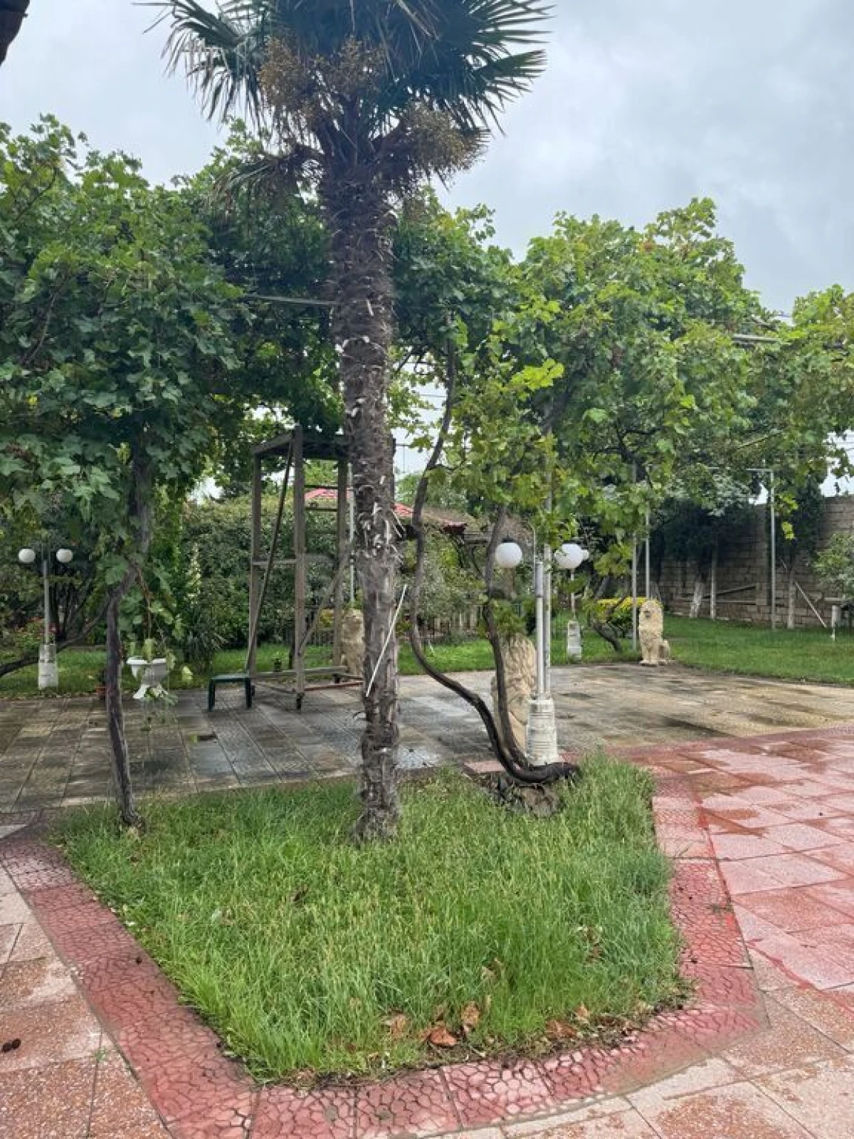 Satılır 6 otaqlı həyət evi 200 m²