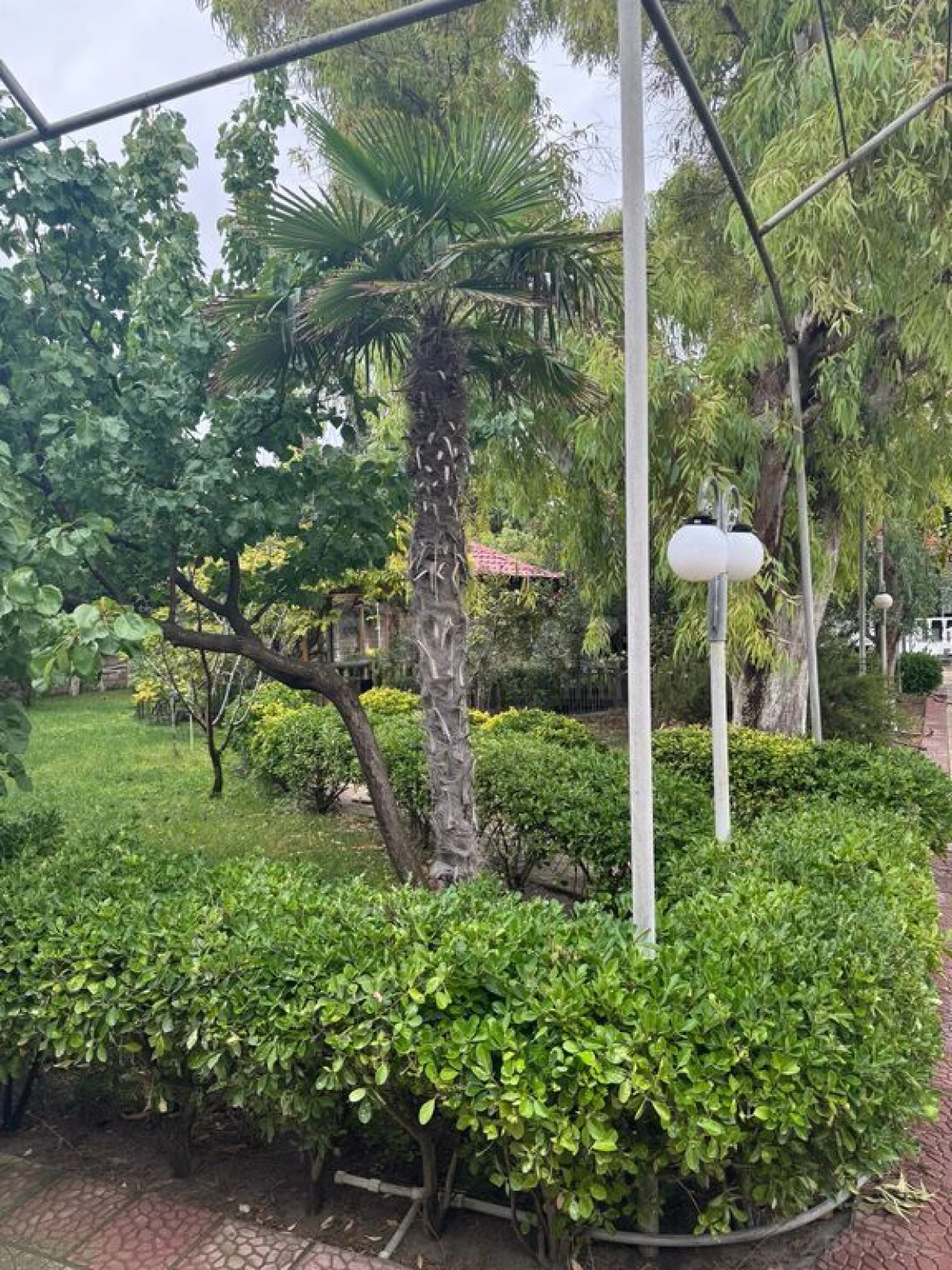 Satılır 6 otaqlı həyət evi 200 m²