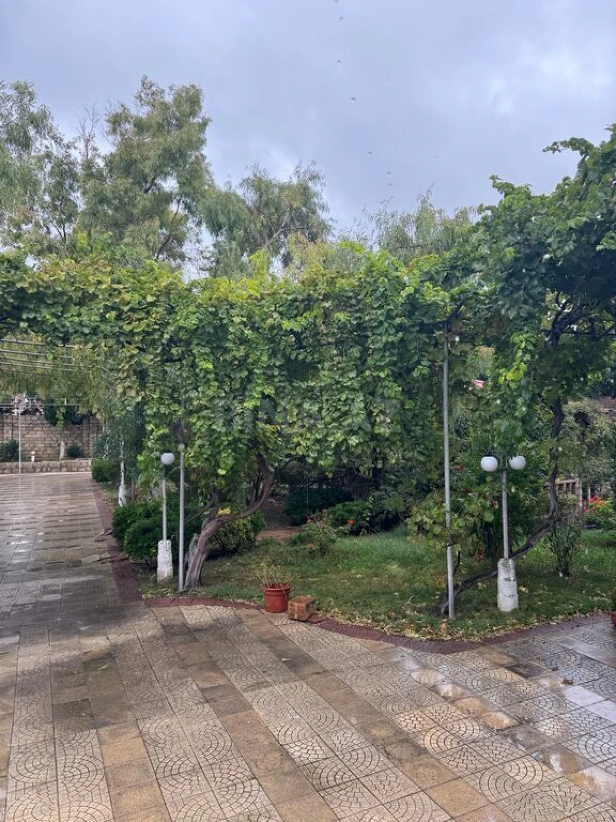 Satılır 6 otaqlı həyət evi 200 m²