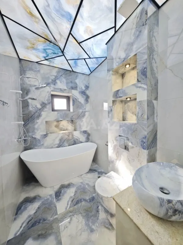 Satılır 5 otaqlı həyət evi 200 m²