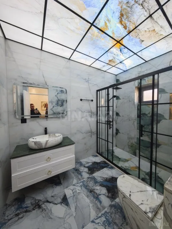 Satılır 5 otaqlı həyət evi 200 m²