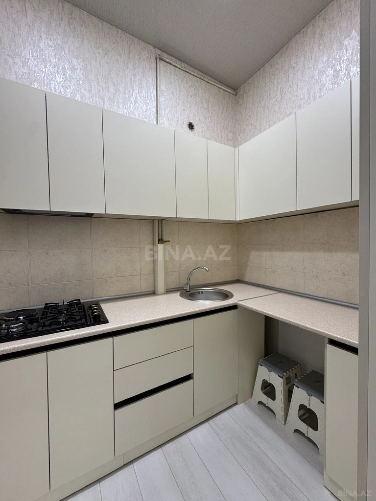 Satılır 2 otaqlı mənzil 45 m²