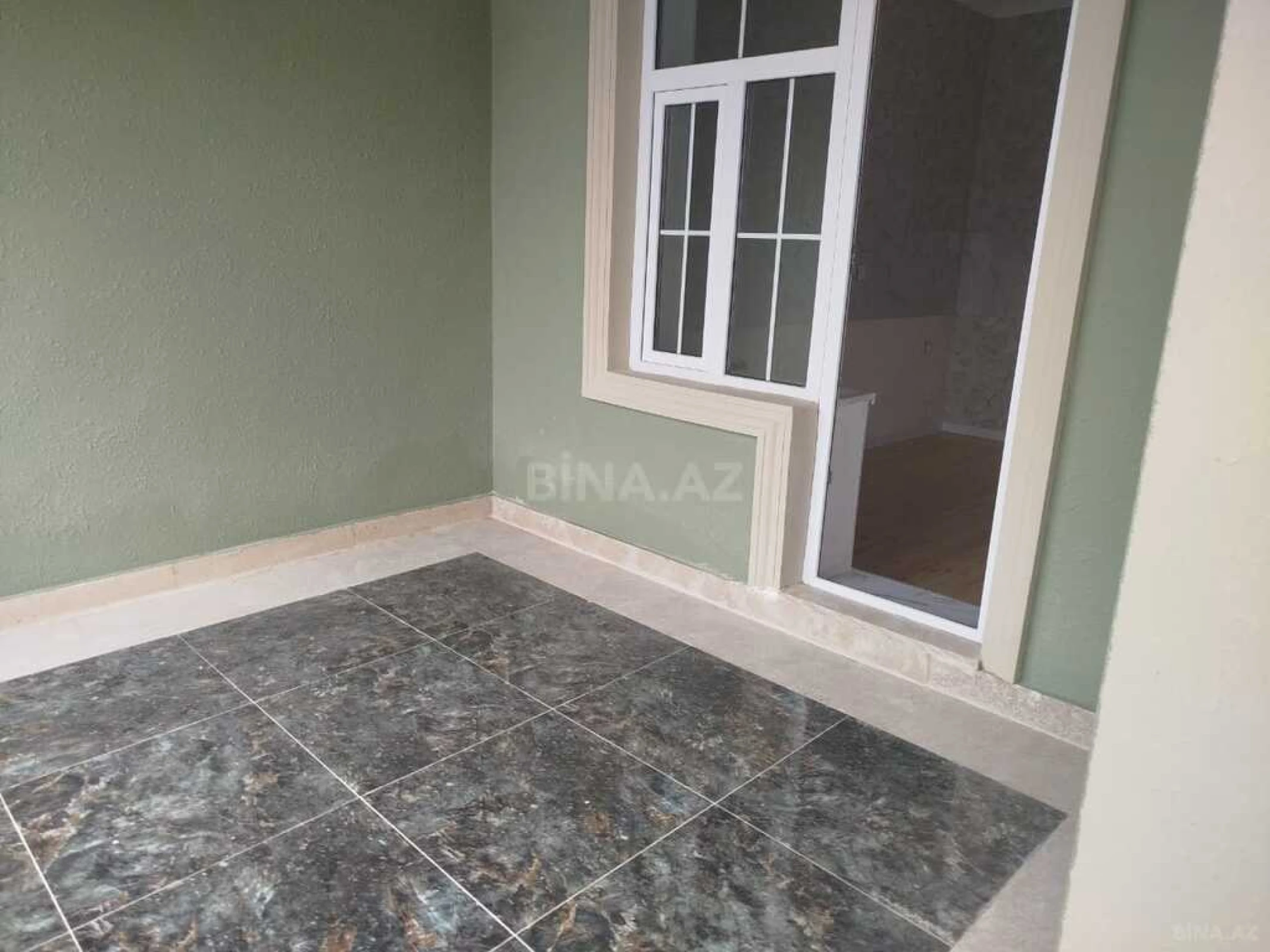 Satılır 4 otaqlı həyət evi 130 m²