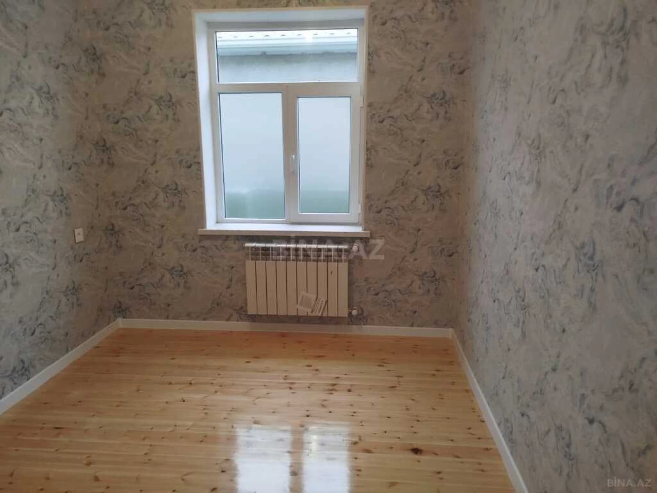 Satılır 4 otaqlı həyət evi 130 m²