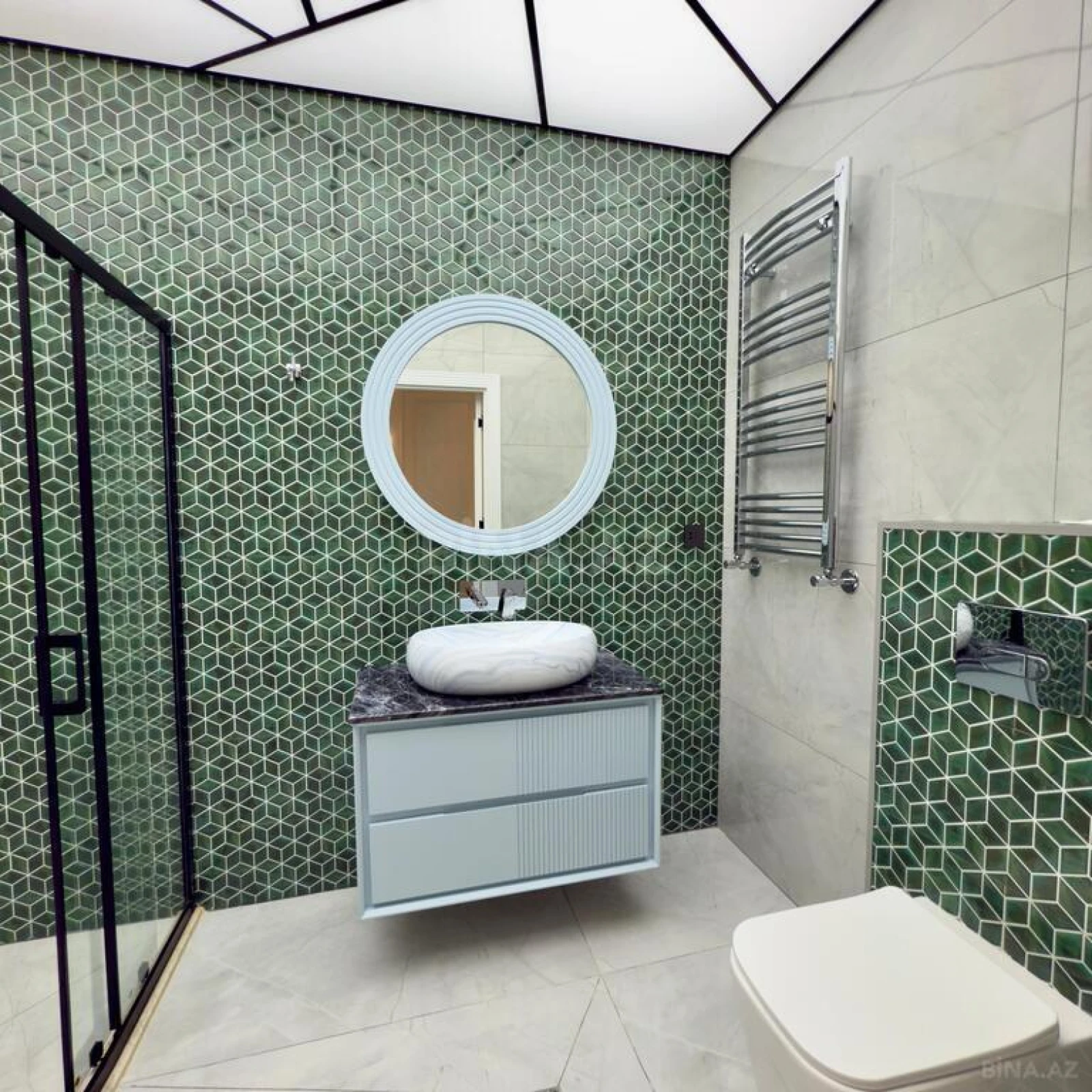 Satılır 3 otaqlı mənzil 132 m²