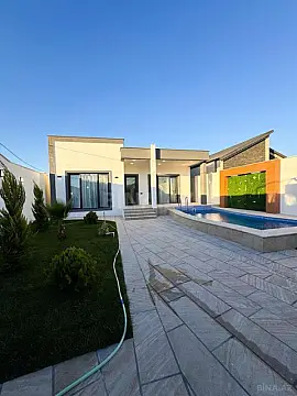 Satılır 4 otaqlı həyət evi 145 m²
