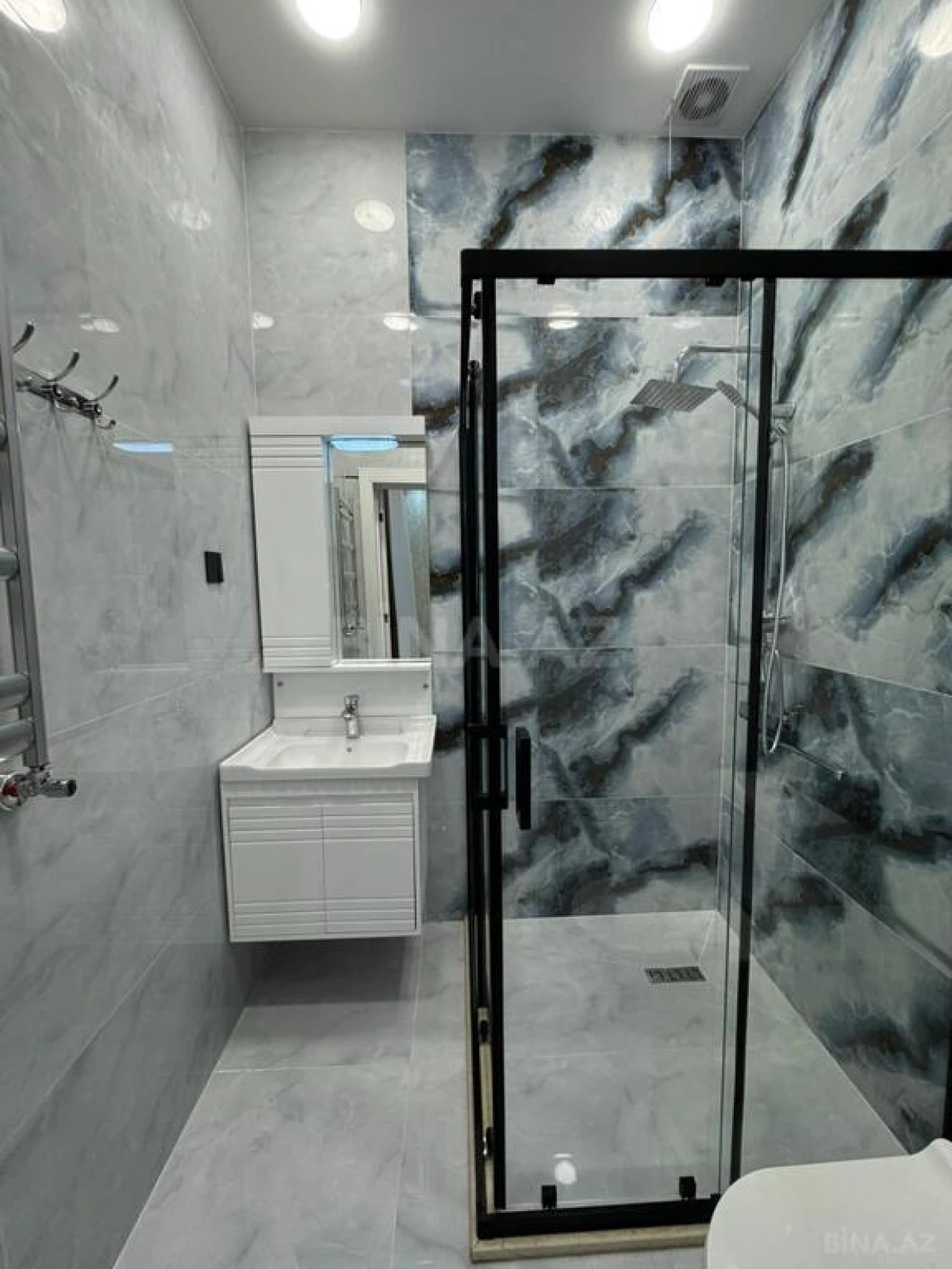 Satılır 4 otaqlı həyət evi 145 m²