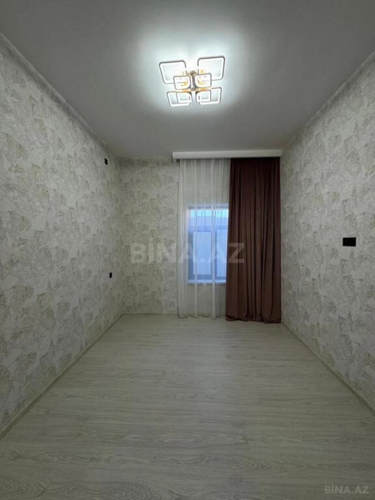 Satılır 4 otaqlı həyət evi 145 m²