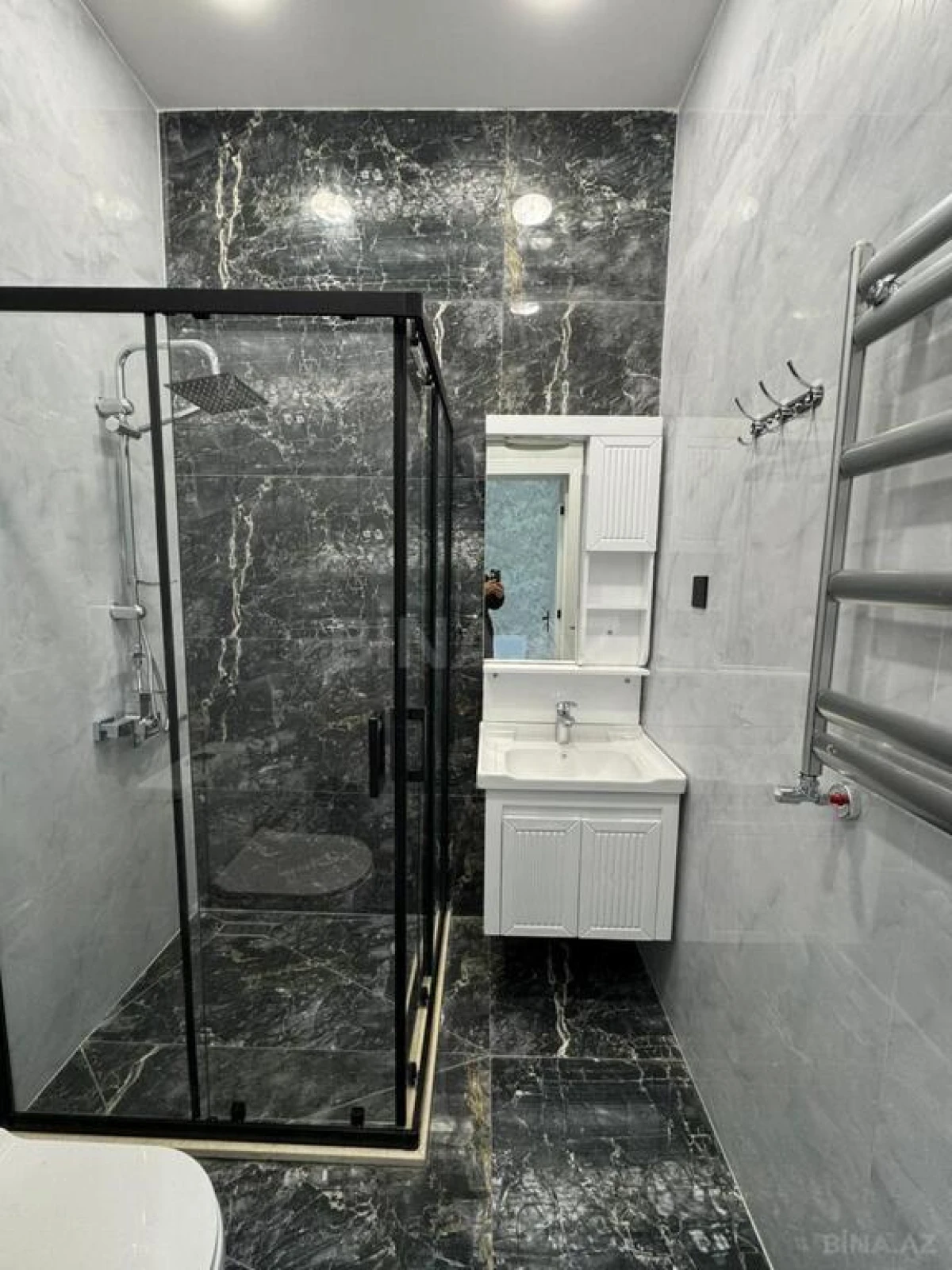 Satılır 4 otaqlı həyət evi 145 m²