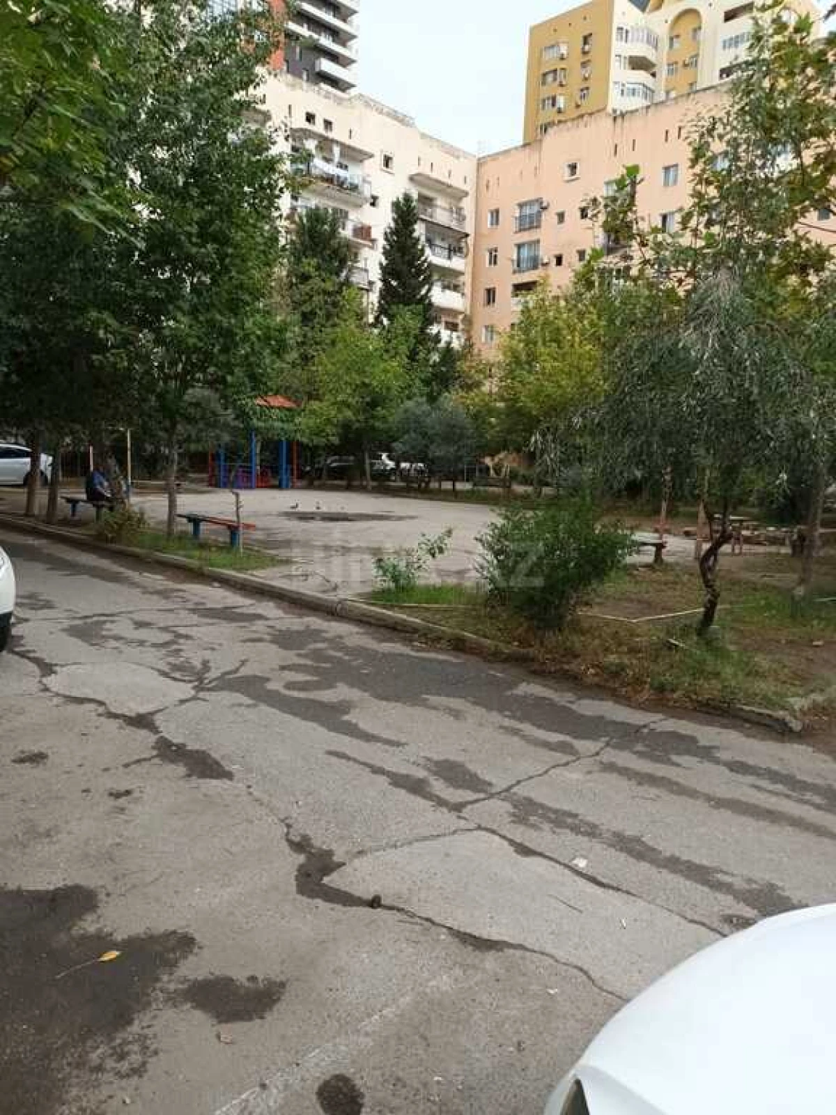 Satılır 3 otaqlı mənzil 85 m²