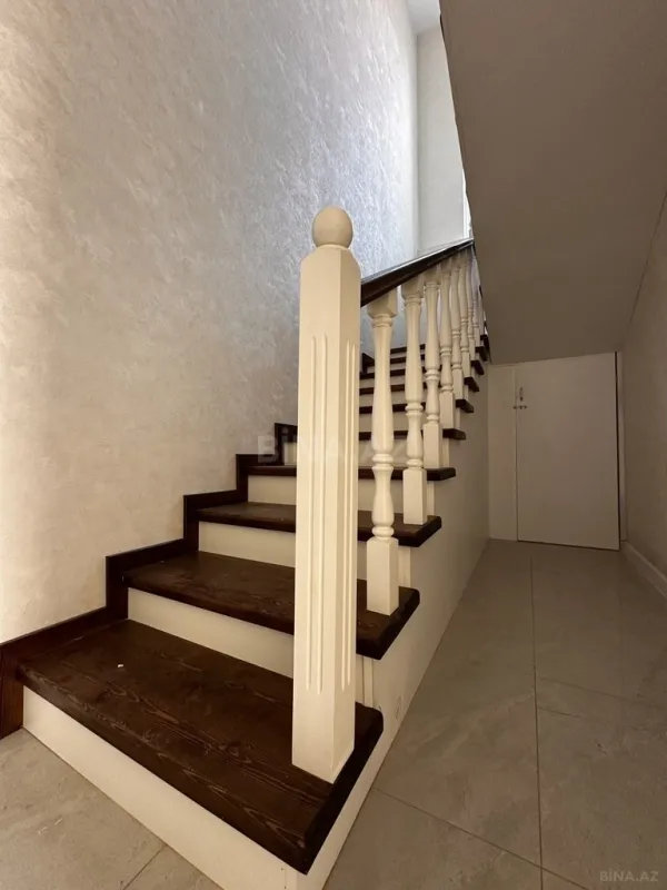 Satılır 4 otaqlı həyət evi 153.8 m²