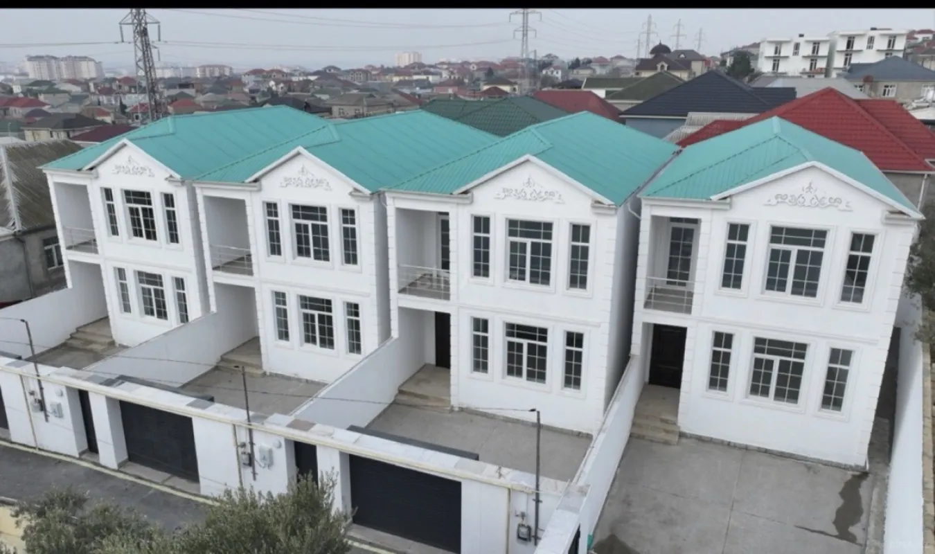 Satılır 4 otaqlı həyət evi 153.8 m²
