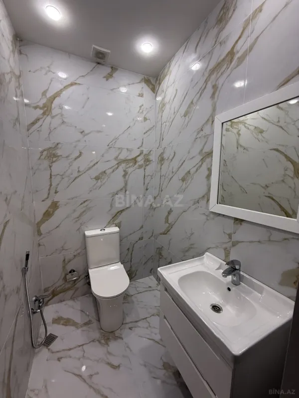 Satılır 4 otaqlı ofis 180 m²