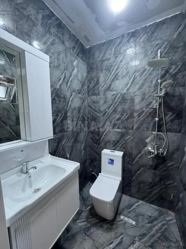 Satılır 3 otaqlı həyət evi 100 m²