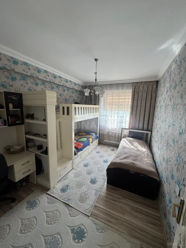 Satılır 3 otaqlı mənzil 80 m²