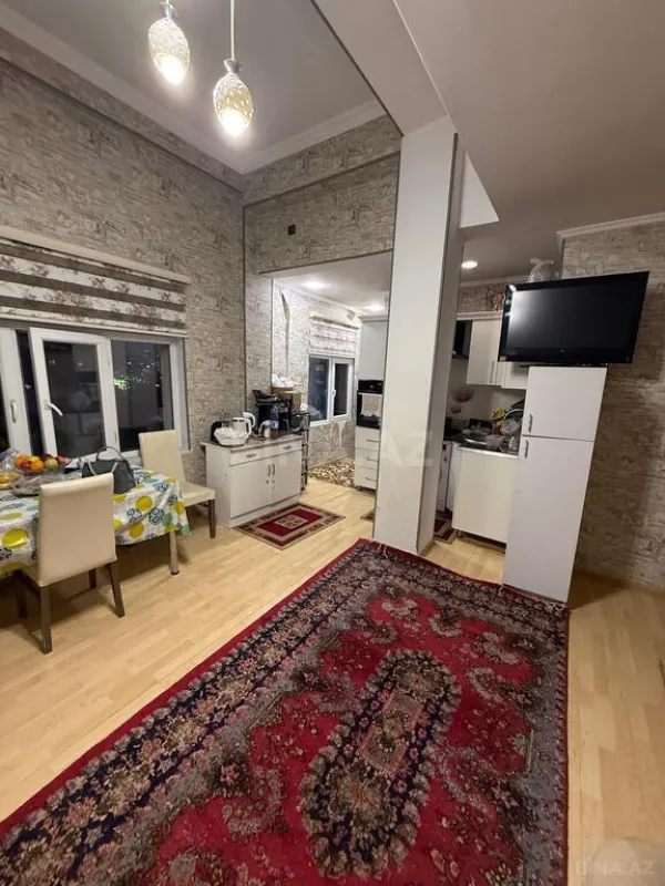 Satılır 3 otaqlı mənzil 62.8 m²