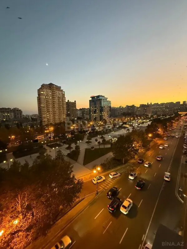 Satılır 3 otaqlı mənzil 62.8 m²