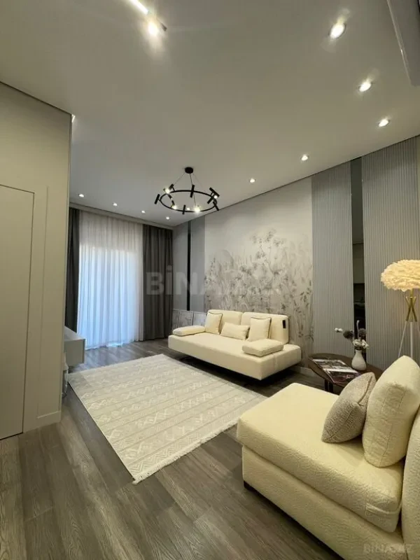 Kirayə verilir 2 otaqlı mənzil 70 m²