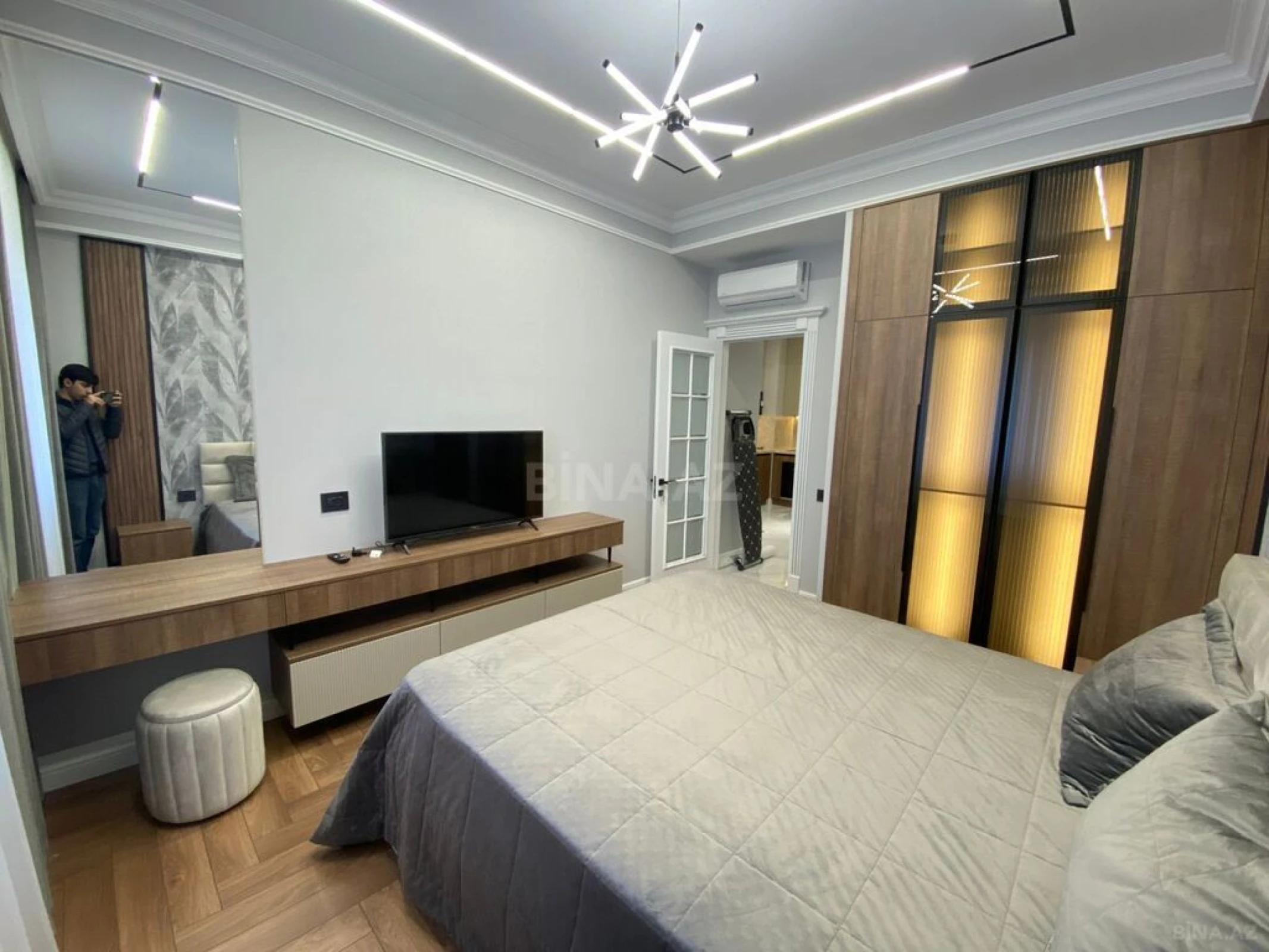 Kirayə verilir 2 otaqlı mənzil 65 m²