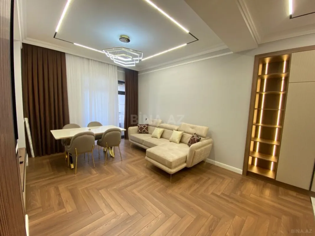 Kirayə verilir 2 otaqlı mənzil 65 m²