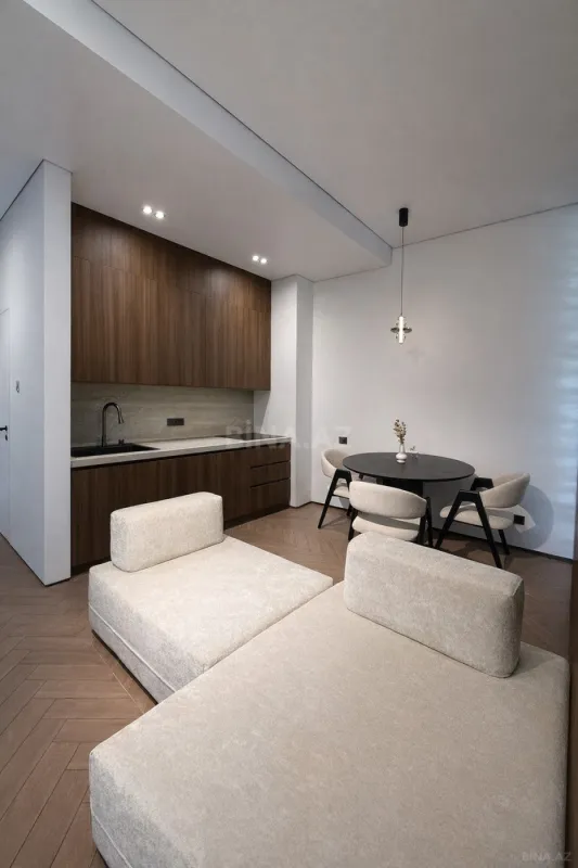 Satılır 2 otaqlı mənzil 56 m²