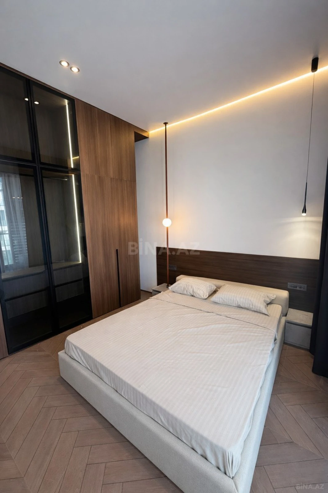 Satılır 2 otaqlı mənzil 56 m²