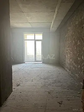 Satılır 3 otaqlı mənzil 137 m²