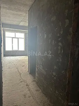 Satılır 3 otaqlı mənzil 137 m²