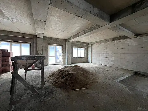 Satılır 3 otaqlı mənzil 137 m²