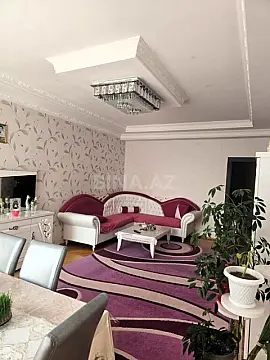 Satılır 3 otaqlı mənzil 130 m²