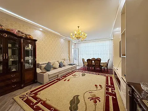 Satılır 3 otaqlı mənzil 140 m² — Bakı 3 otaq 140.00 m²