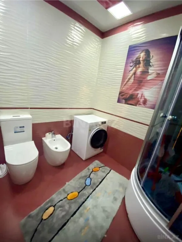 Satılır 3 otaqlı mənzil 220 m²