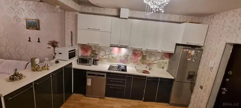 Satılır 2 otaqlı mənzil 80 m²