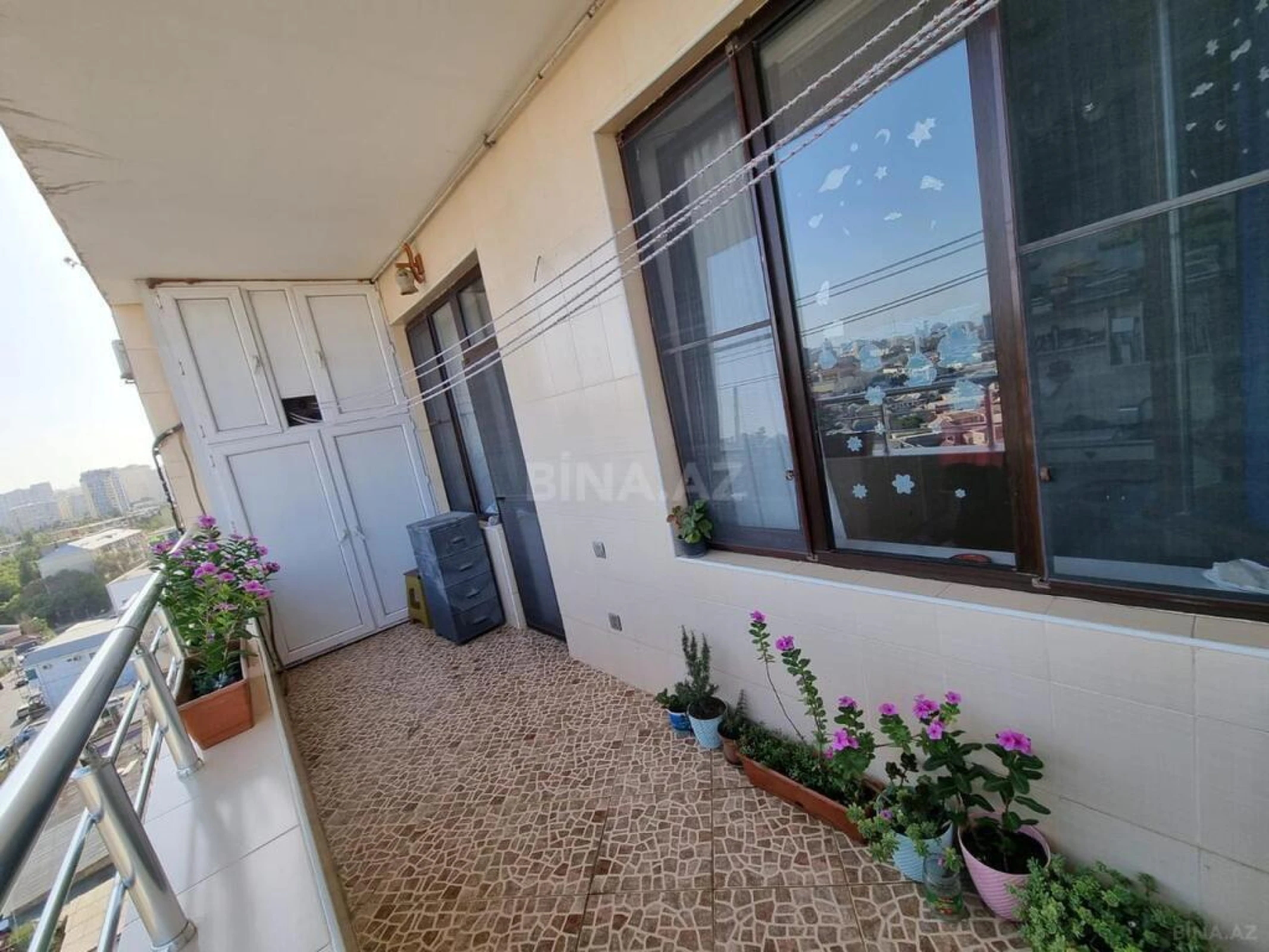 Satılır 2 otaqlı mənzil 80 m²