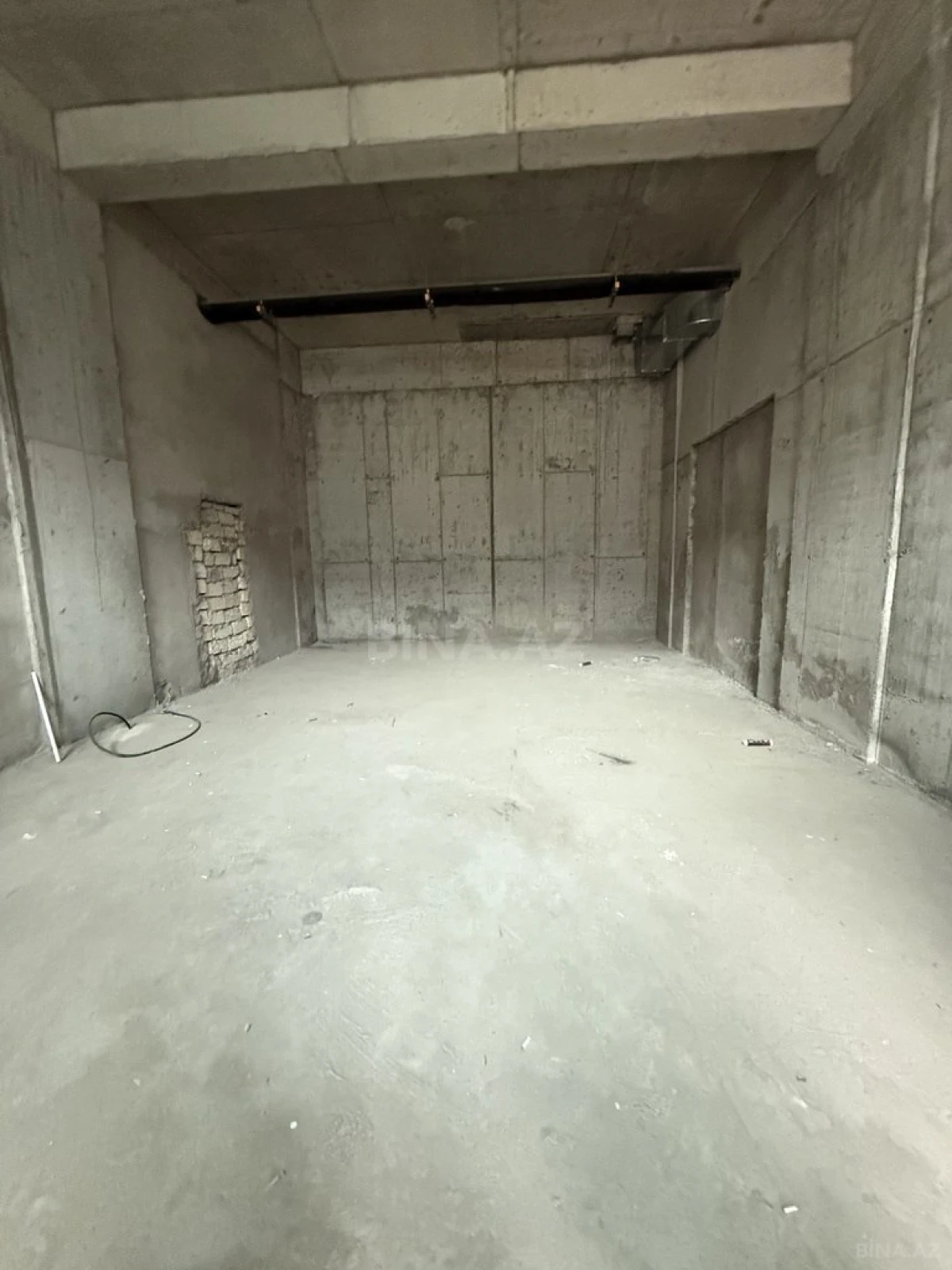 Satılır obyekt 72 m²