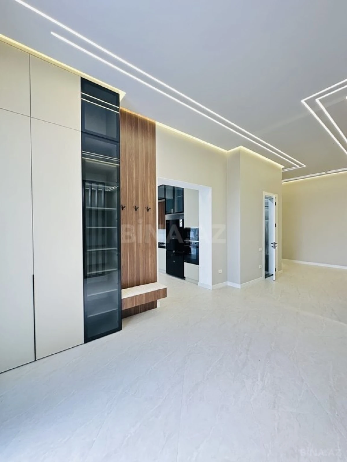 Satılır 5 otaqlı həyət evi 260 m²