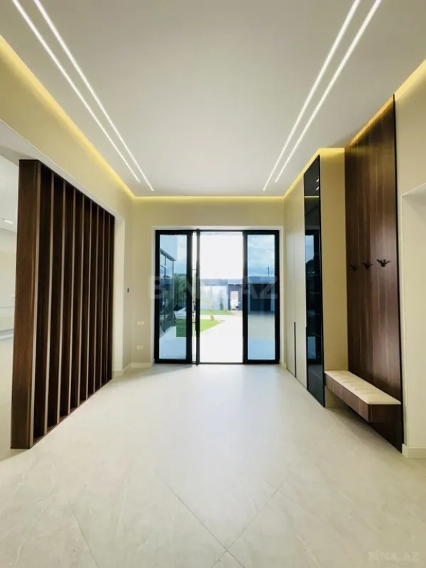 Satılır 5 otaqlı həyət evi 260 m²