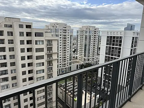Satılır 2 otaqlı mənzil 73 m²