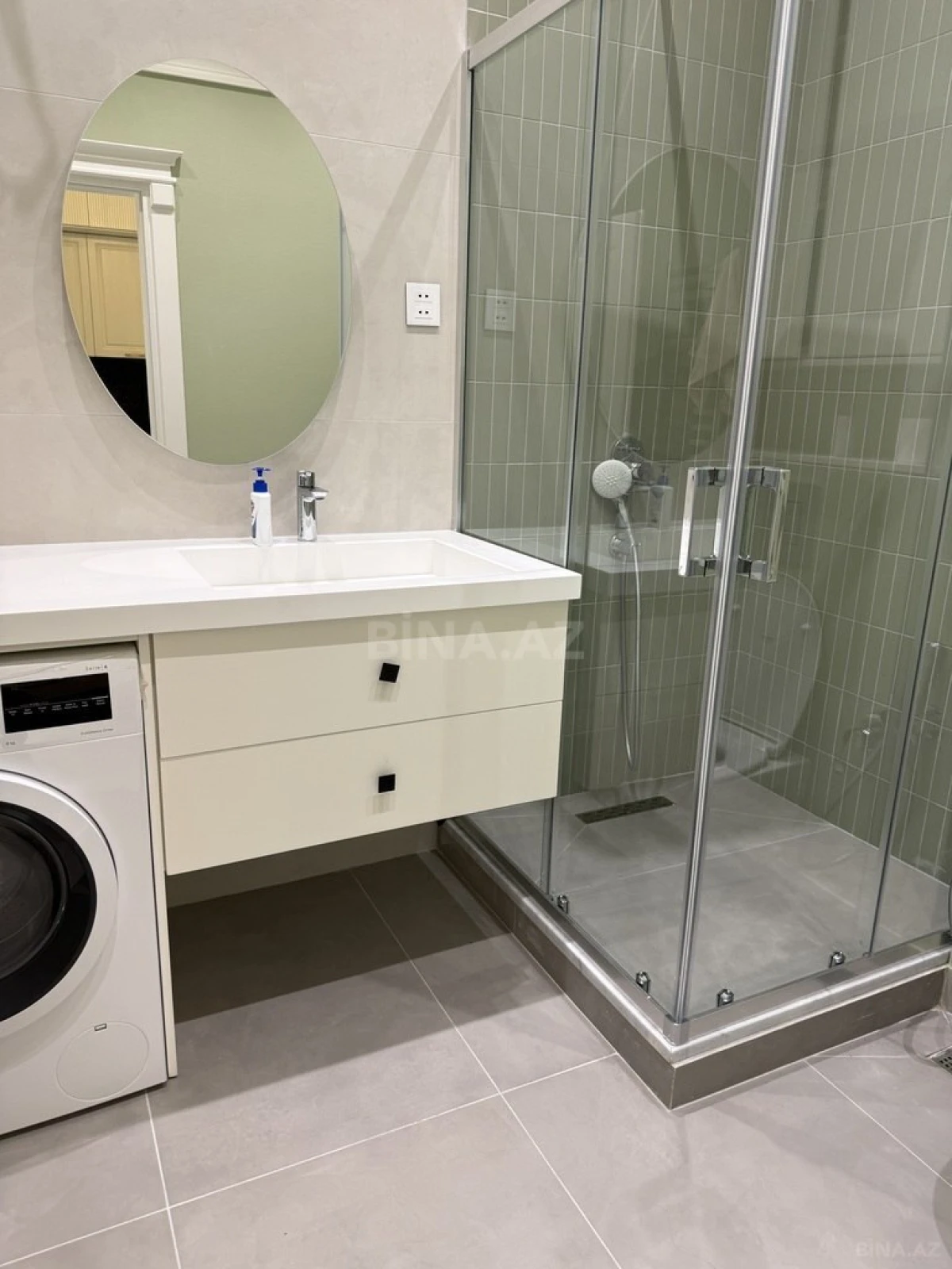 Satılır 2 otaqlı mənzil 73 m²