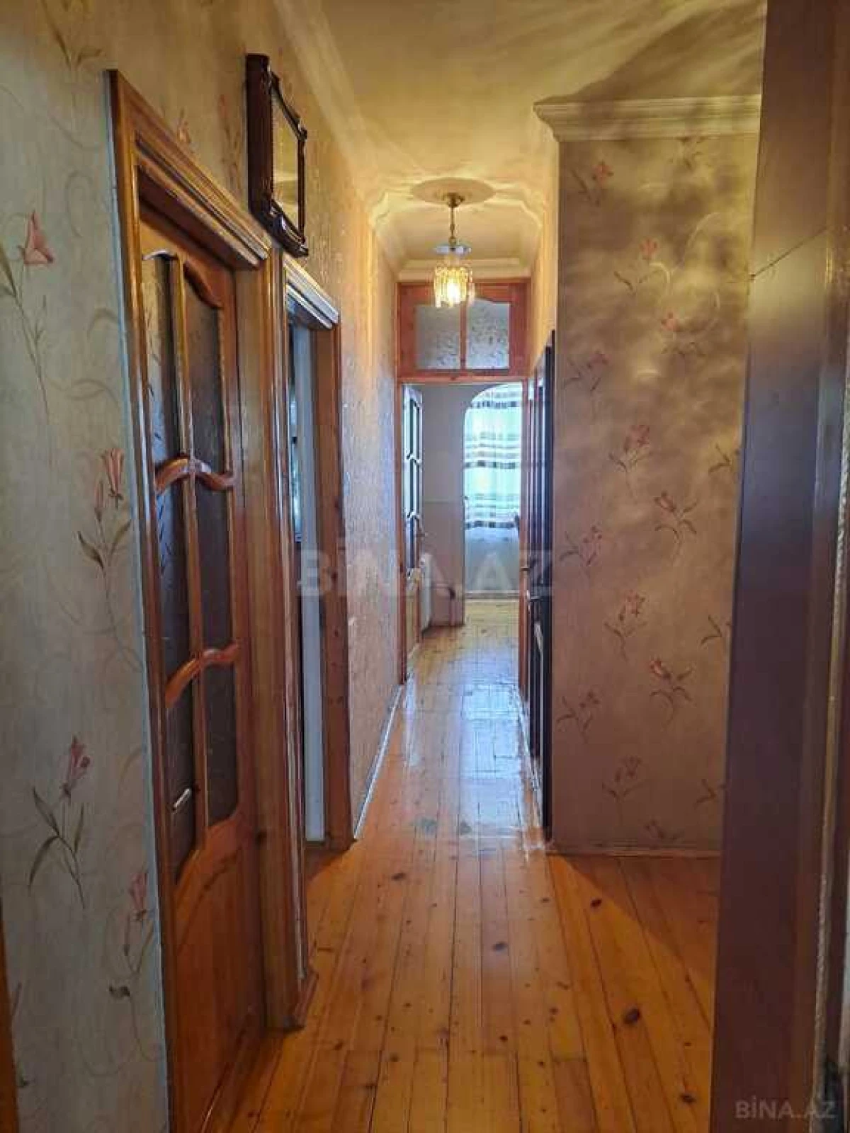 Satılır 4 otaqlı mənzil 100 m²