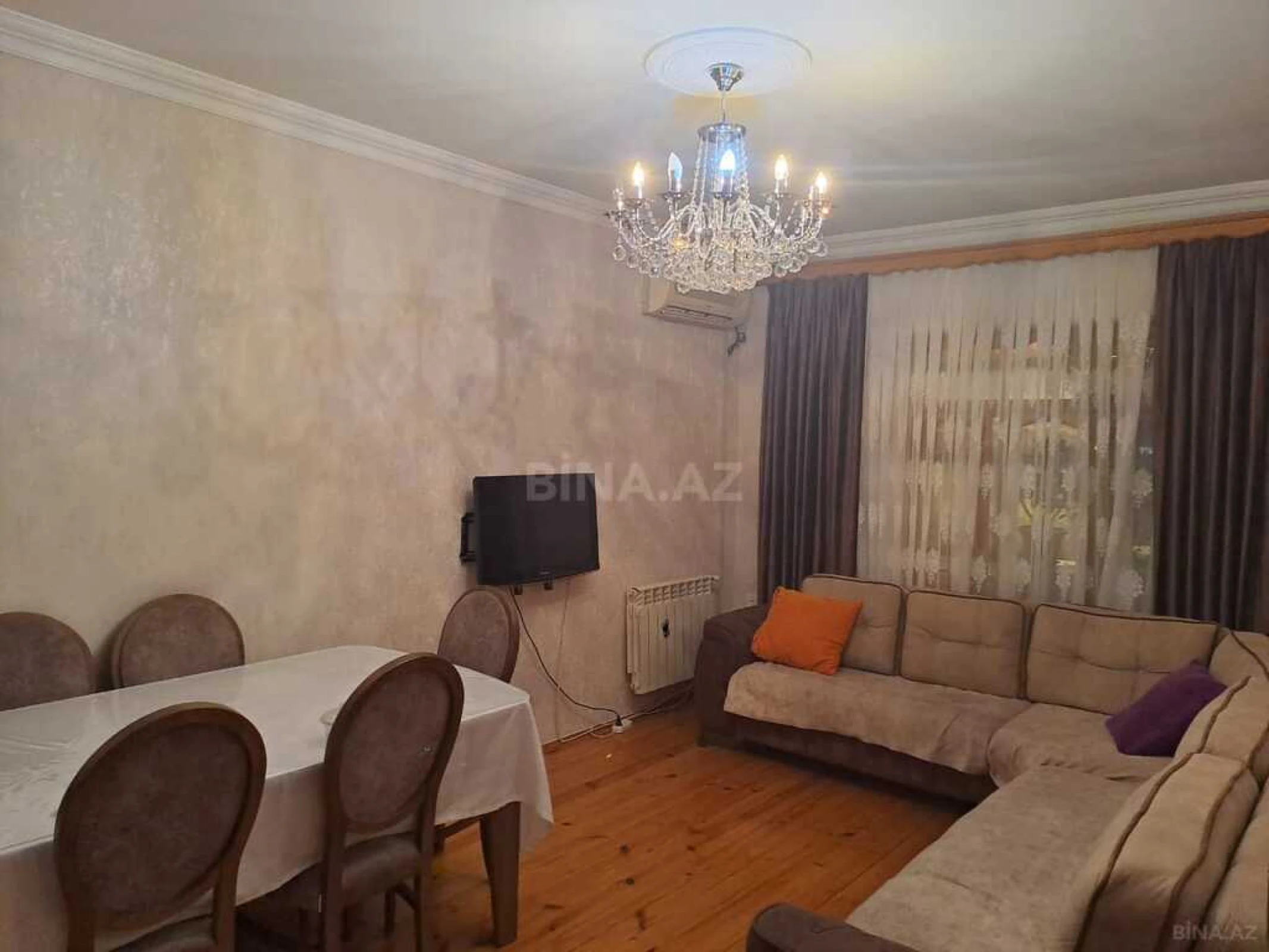 Satılır 4 otaqlı mənzil 100 m²