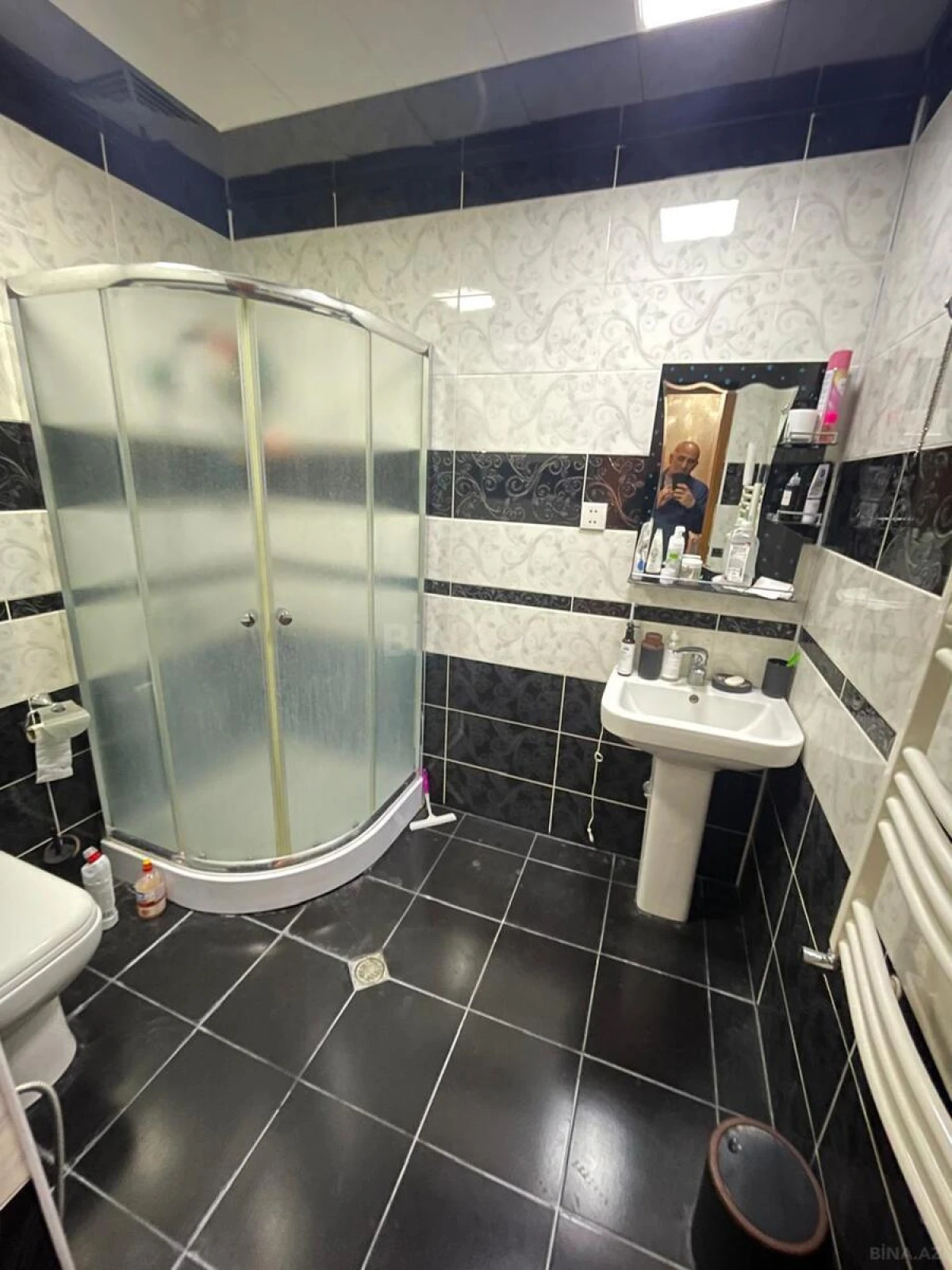Satılır 2 otaqlı mənzil 86 m²