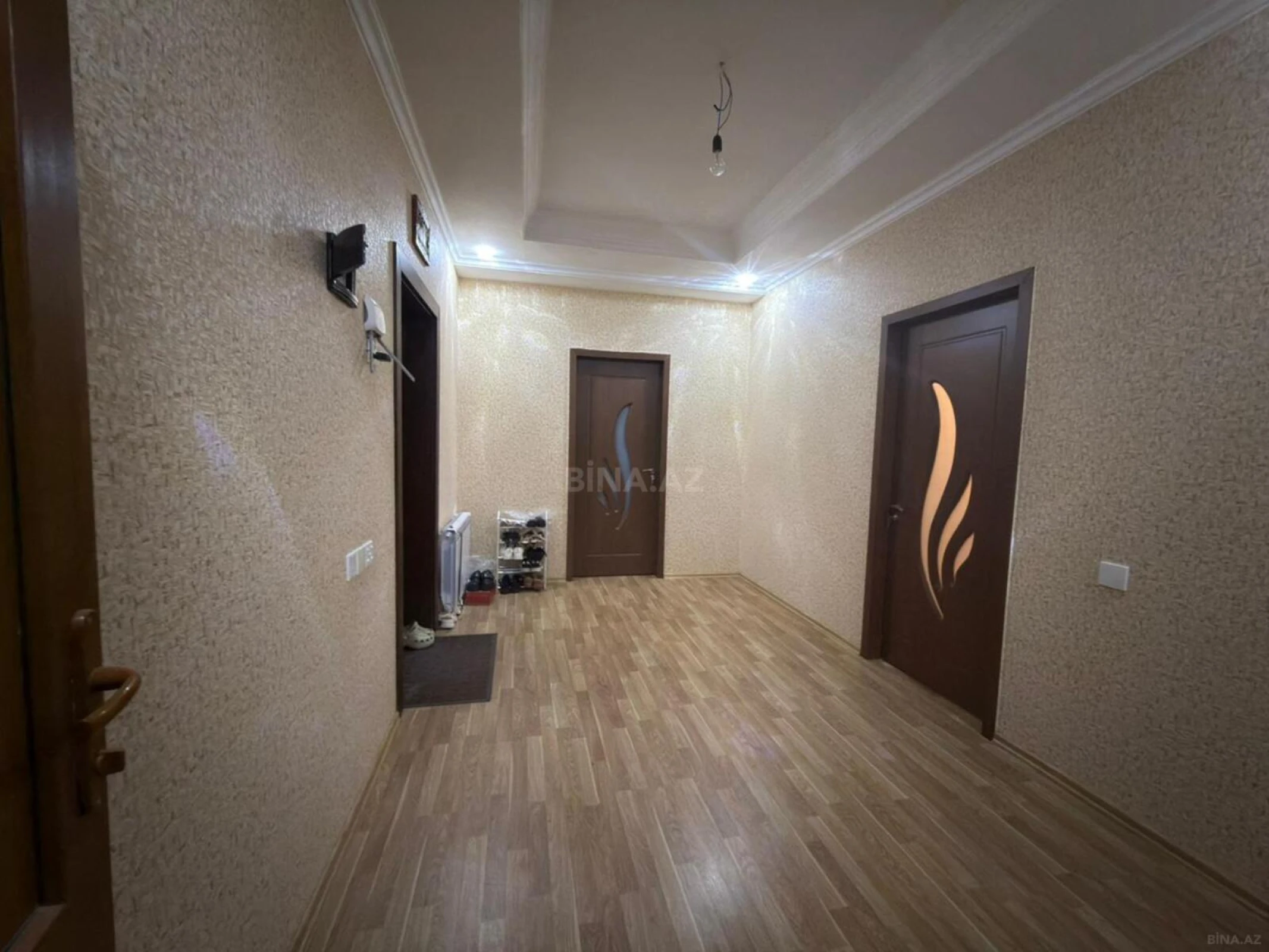 Satılır 2 otaqlı mənzil 86 m²