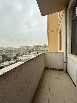 Satılır 2 otaqlı mənzil 86 m²