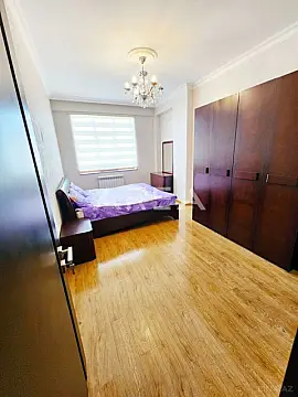 Kirayə verilir 3 otaqlı mənzil 140 m²