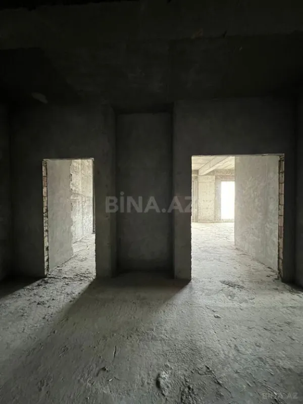 Satılır 3 otaqlı mənzil 120 m²